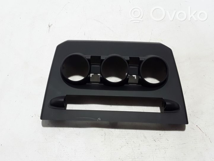 Dacia Duster II Rivestimento del pannello 58504