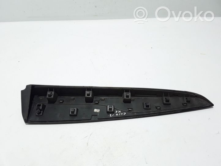 Renault Clio IV Rivestimento portiera posteriore (modanatura) 828772096R