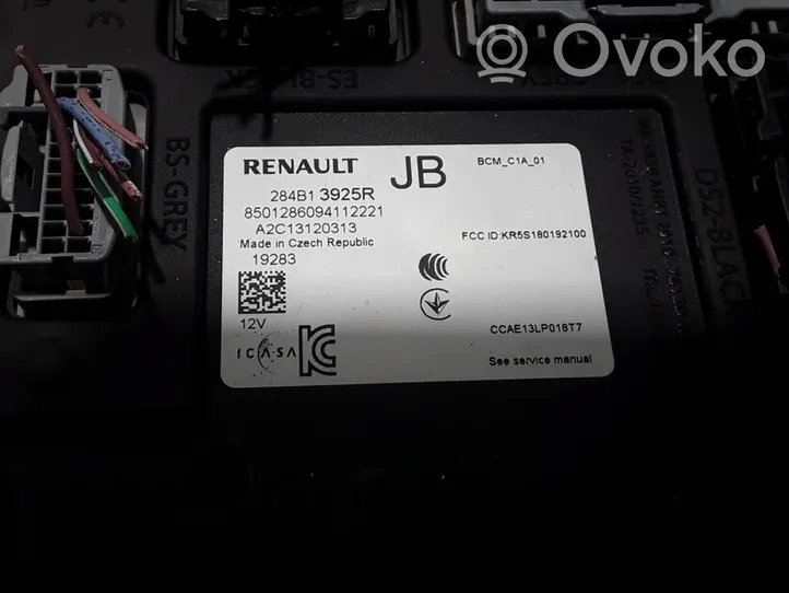 Renault Zoe Komputer / Sterownik ECU i komplet kluczy 