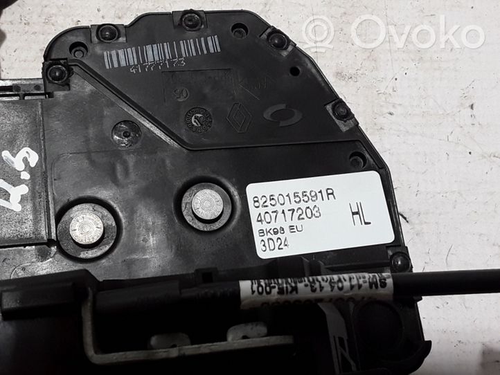 Renault Clio IV Zamek drzwi tylnych 825015591R