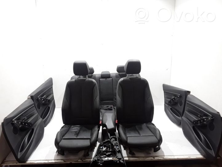 BMW 3 F30 F35 F31 Kit intérieur 