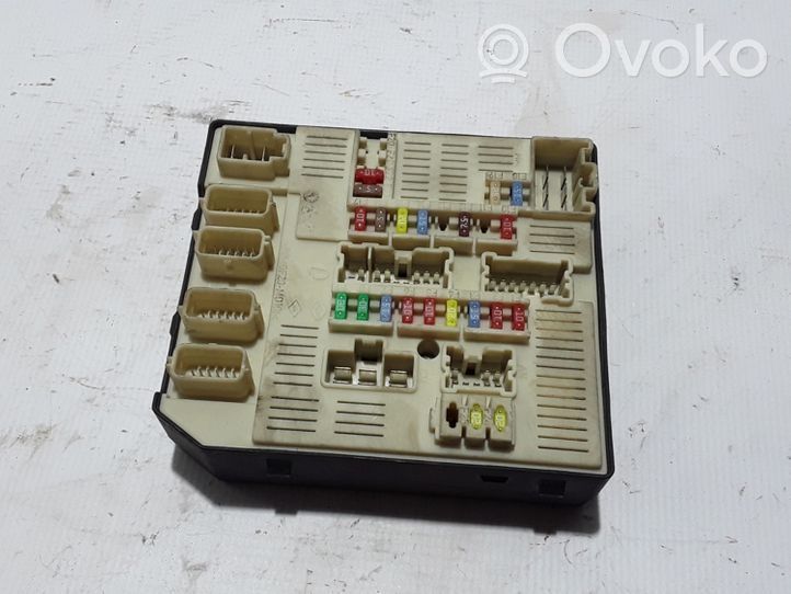 Renault Laguna III Fuse module 284B60014R