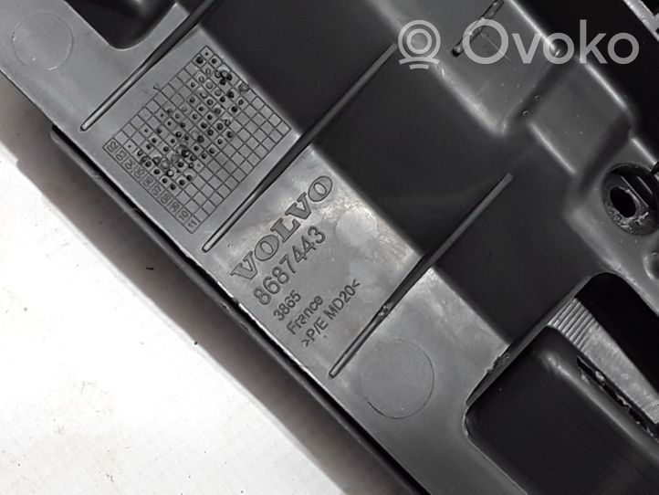 Volvo V50 Panneau de garniture tableau de bord 8687443