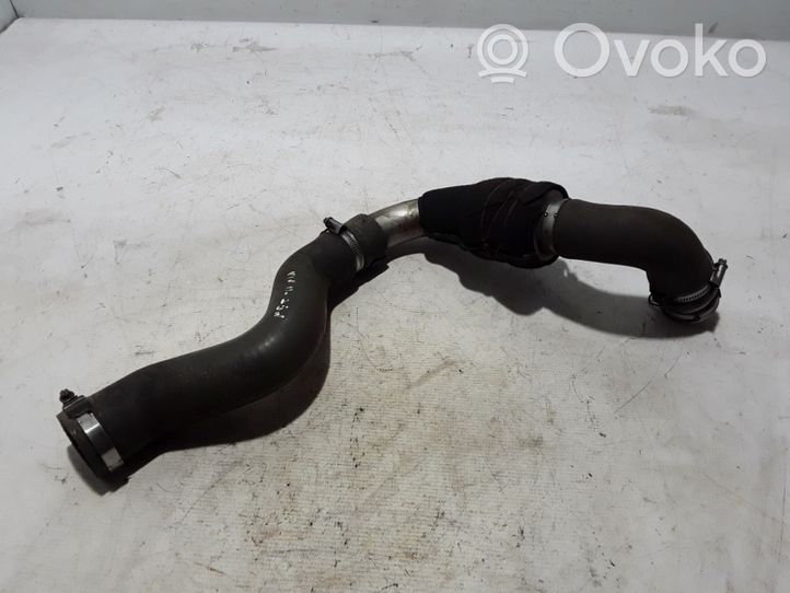 Opel Vivaro Tube d'admission de tuyau de refroidisseur intermédiaire 8200648187