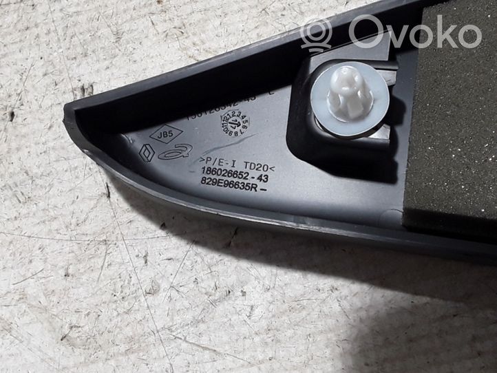 Renault Scenic IV - Grand scenic IV Takaoven verhoilu (käytetyt) 829E96635R
