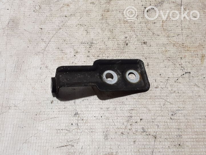 BMW 5 G30 G31 Supporto di montaggio del parafango 7440418