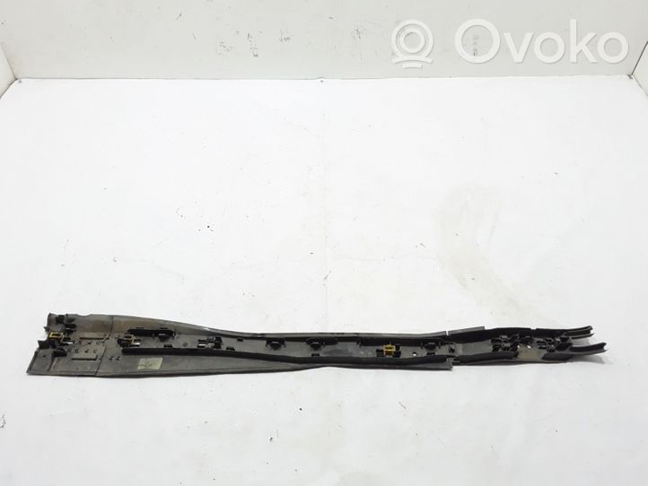 Volvo V70 Doublure de caisse et protecteur de panneau arrière 31405716