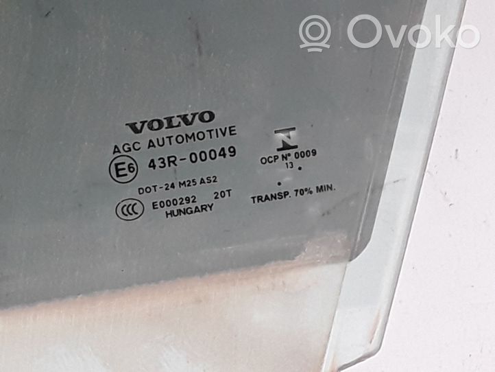 Volvo V40 Etuoven ikkunalasi, neliovinen malli 31386762