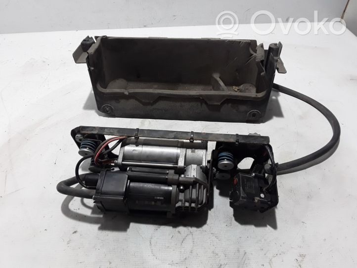 BMW 5 GT F07 Air suspension compressor/pump 6875176