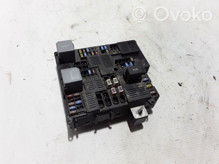 Volvo S60 Module de fusibles 32322427