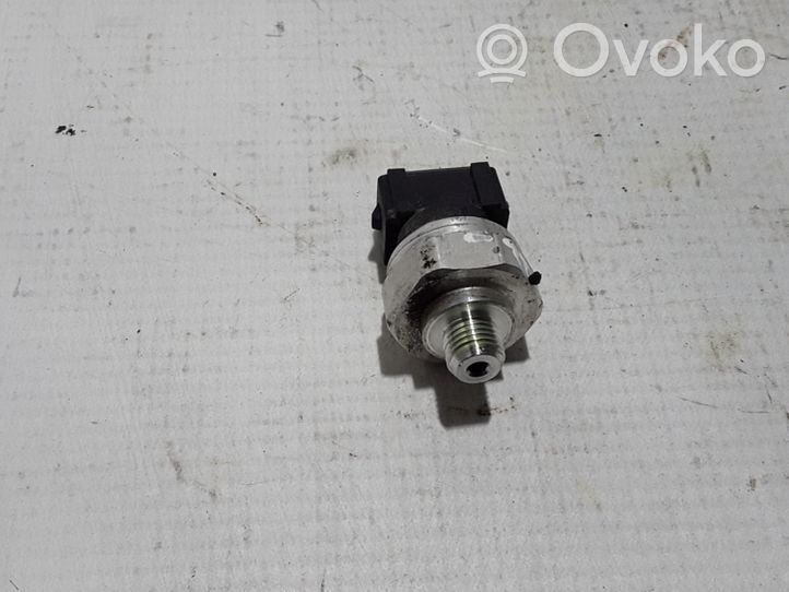 Volvo S60 Air conditioning (A/C) pressure sensor 32138713