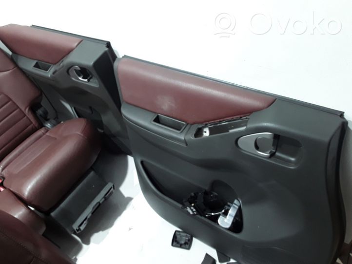 Nissan Pathfinder R51 Kit intérieur 