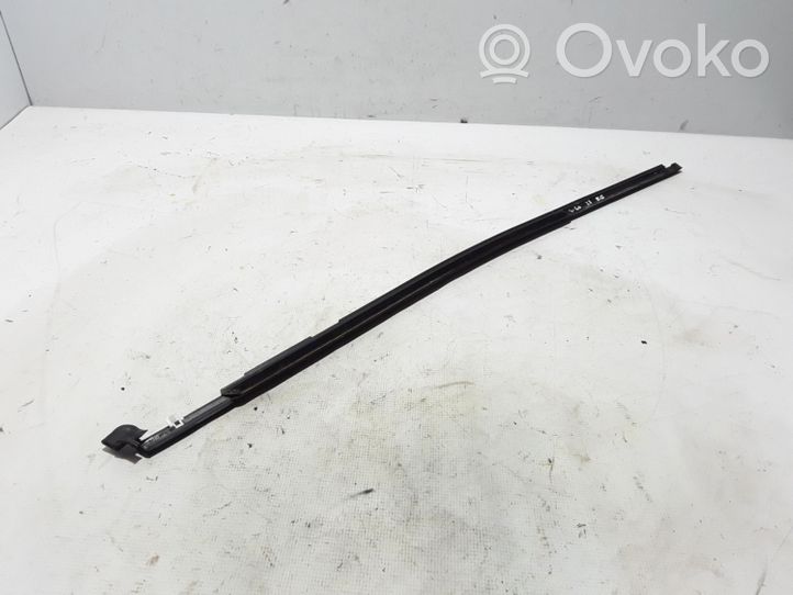 Volvo S60 Moulure de porte arrière 32274401