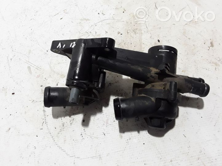 Audi A1 Termostato/alloggiamento del termostato 03C121118D