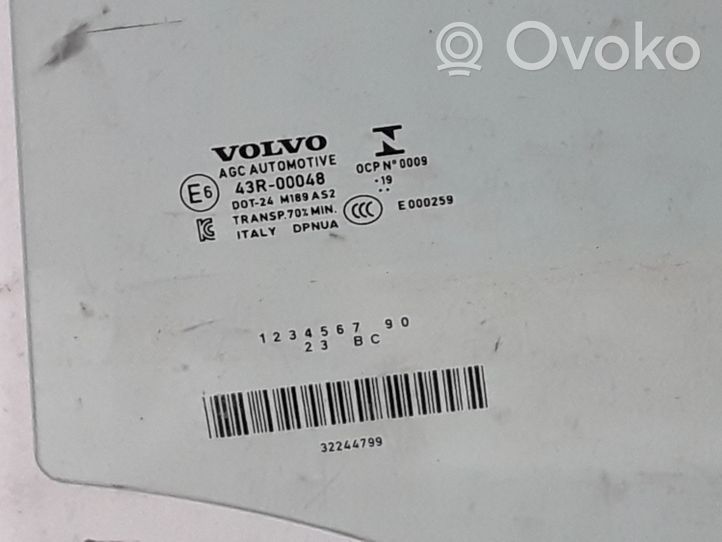 Volvo XC40 Takaoven ikkunalasi 32244799