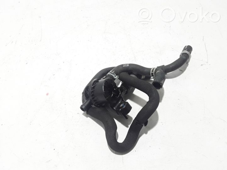 Volvo XC60 Tuyau de liquide de refroidissement moteur 31493272