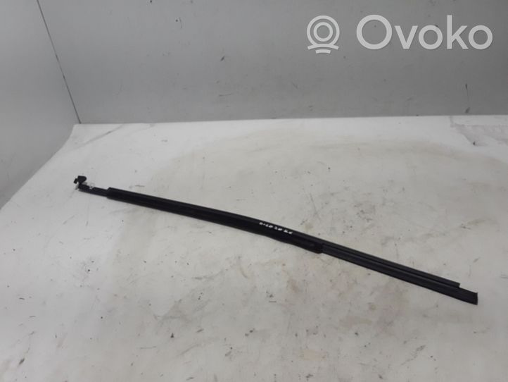 Volvo S60 Moulure de porte arrière 32274401