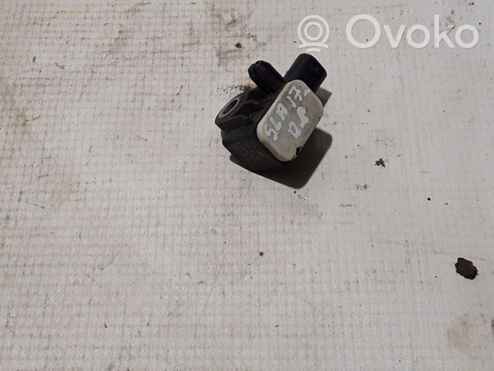 Mercedes-Benz GLA W156 Airbag deployment crash/impact sensor A1668210151