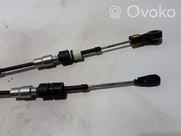 Volvo V70 Gear shift cable linkage 31272232