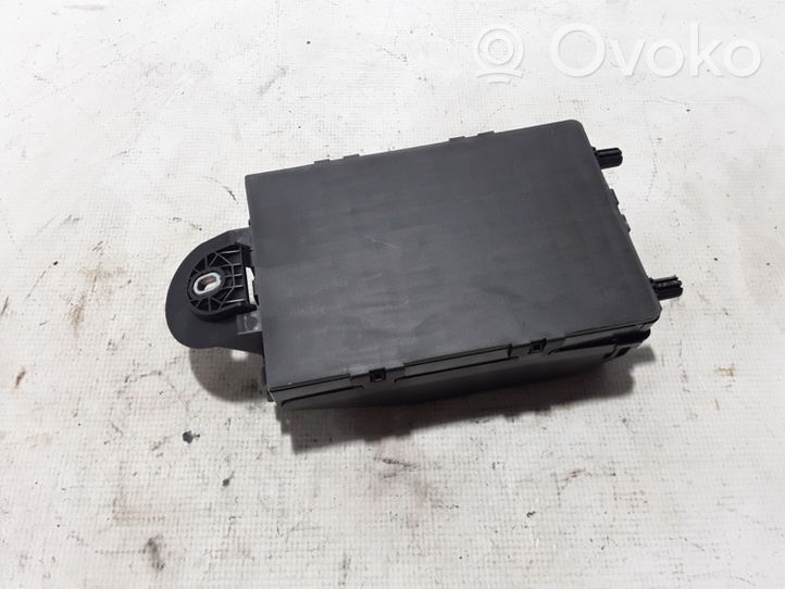 Volvo S90, V90 Sulakemoduuli 31682732