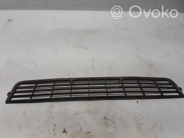 Renault Mascott Grille inférieure de pare-chocs avant 5010578037