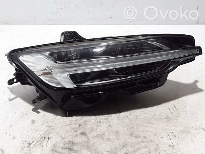 Volvo V60 Phare frontale 32228810