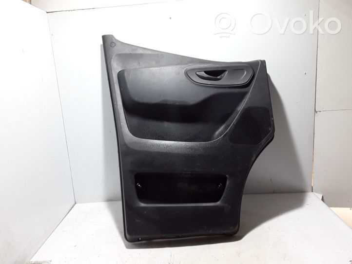 Mercedes-Benz Sprinter W907 W910 Rivestimento del pannello della portiera anteriore A9077201600