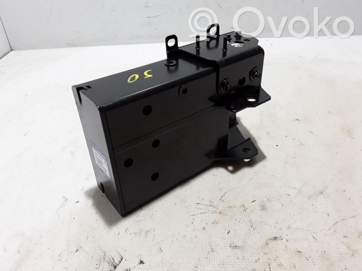 32377058 Volvo V60 Front bumper shock/impact absorber, 240.00 € | RRR 