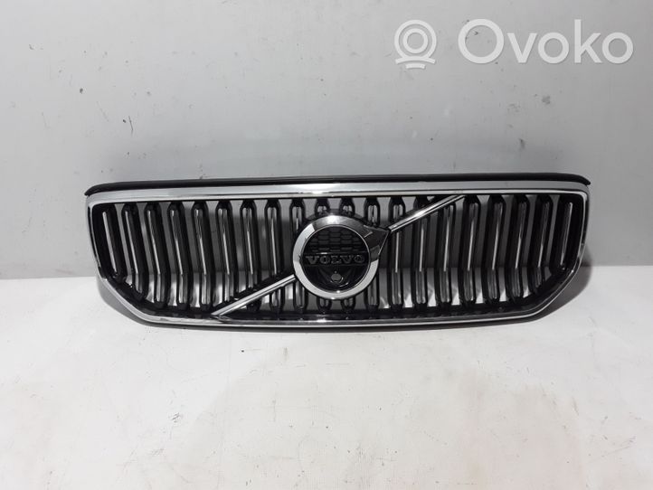 Volvo XC40 Atrapa chłodnicy / Grill 31479417