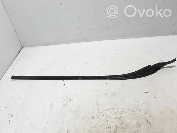 Volvo V60 Listwa szyby czołowej / przedniej 31335864