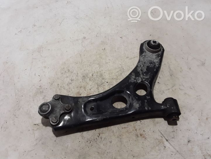 Peugeot 208 Fourchette, bras de suspension inférieur avant 9831683580