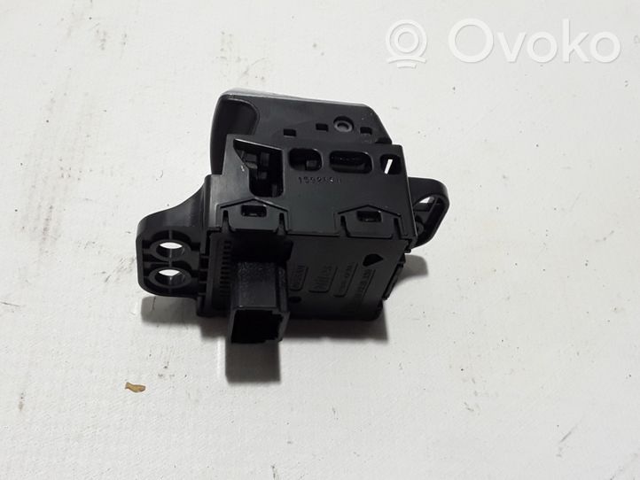 Nissan Qashqai Interruttore del freno di stazionamento/freno a mano 251754BA0A