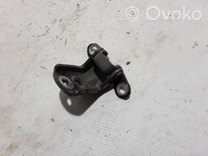 Nissan Qashqai Etuoven yläsarana 824214EA0A