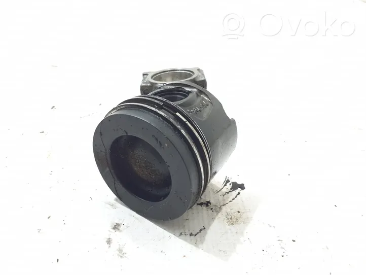 Renault Kangoo II Piston avec bielle 120A11104R