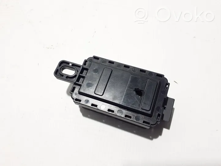 BMW 5 G30 G31 Centralina della pressione pneumatico 7928662