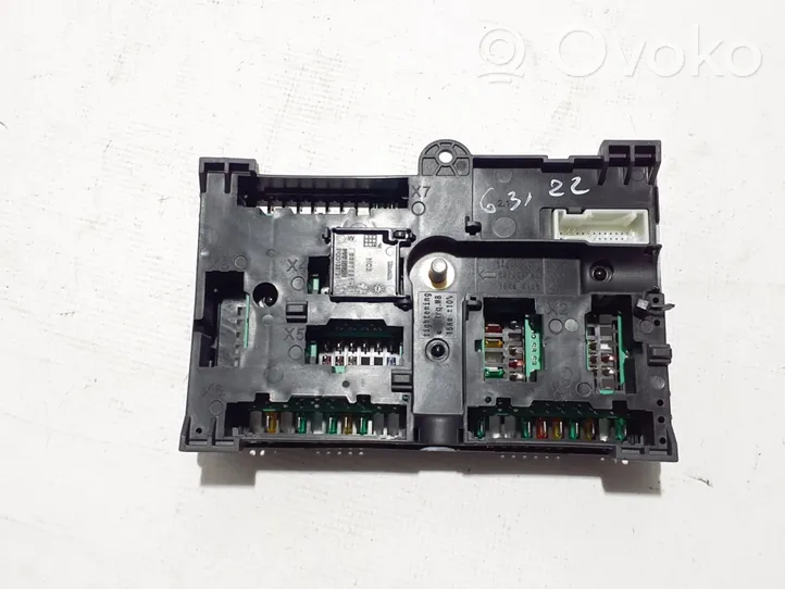 BMW 5 G30 G31 Modulo fusibile 8795477