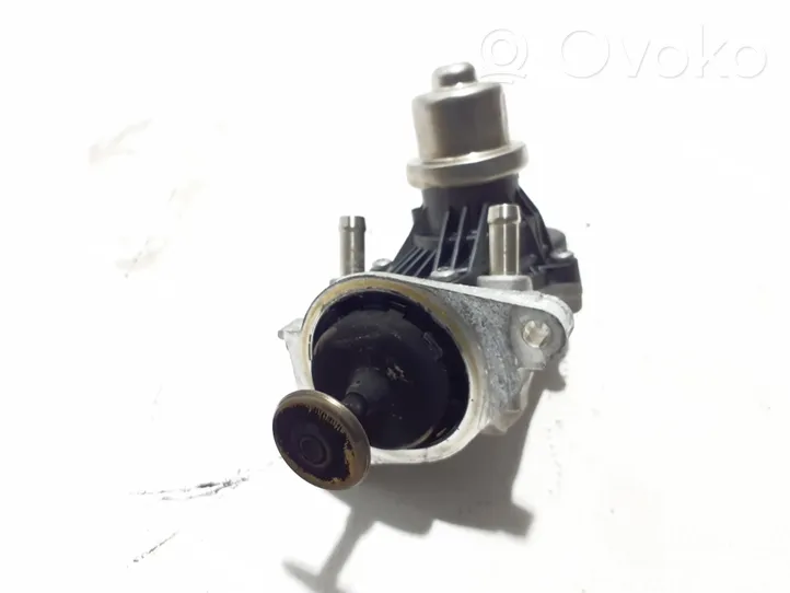 BMW 5 G30 G31 Soupape vanne EGR 8513132