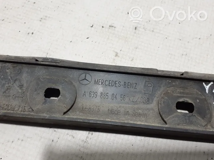 Mercedes-Benz Vito Viano W639 Takapuskurin kannake A6398850456