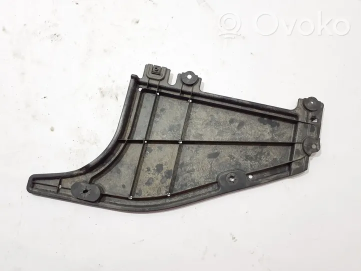 Toyota RAV 4 (XA50) Doublure de caisse et protecteur de panneau arrière 5816742010