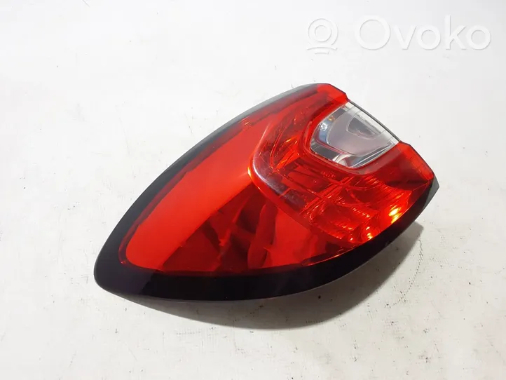 Renault Captur Lampa tylna 265557367R