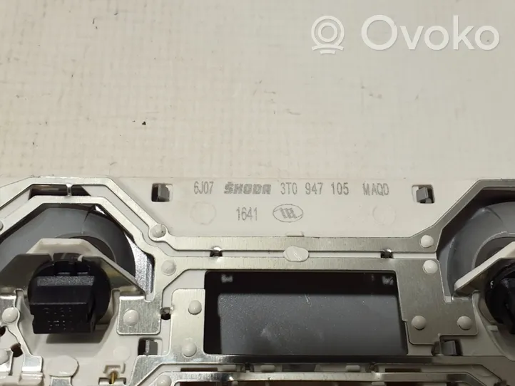 Skoda Octavia Mk3 (5E) Inne oświetlenie wnętrza kabiny 3T0947105