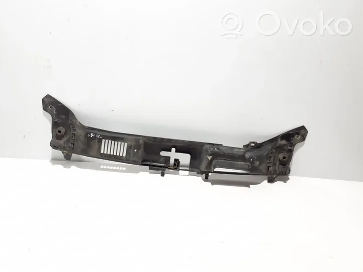 Volvo C30 Osłona pasa przedniego 31217666