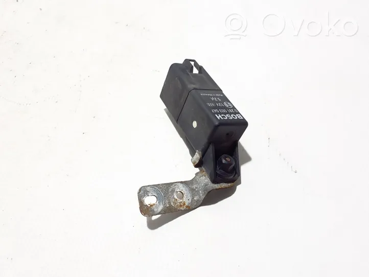 Volvo C30 Glow plug pre-heat relay 30785663