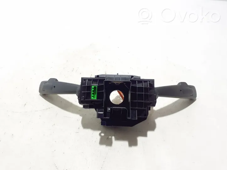 Volvo C30 Wiper turn signal indicator stalk/switch 