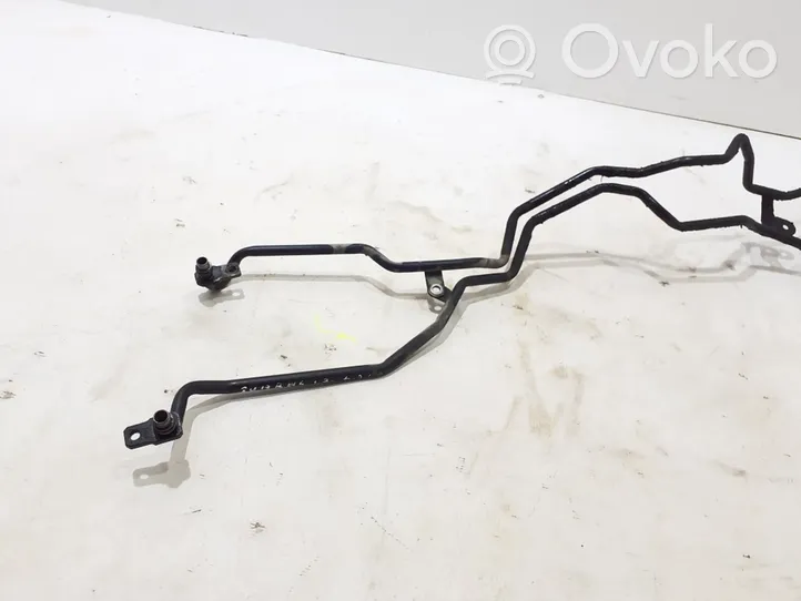 Volkswagen Touareg II Tubo flessibile del radiatore dell’olio del cambio 7P6317801D