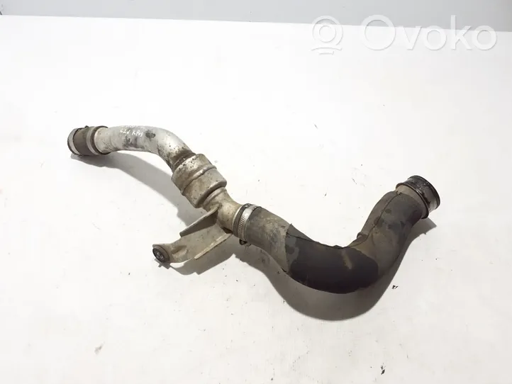 Volkswagen Touareg II Tube d'admission de tuyau de refroidisseur intermédiaire 7P6145941