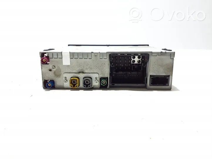 Volkswagen Touareg II Radio / CD-Player / DVD-Player / Navigation 7P6035670D