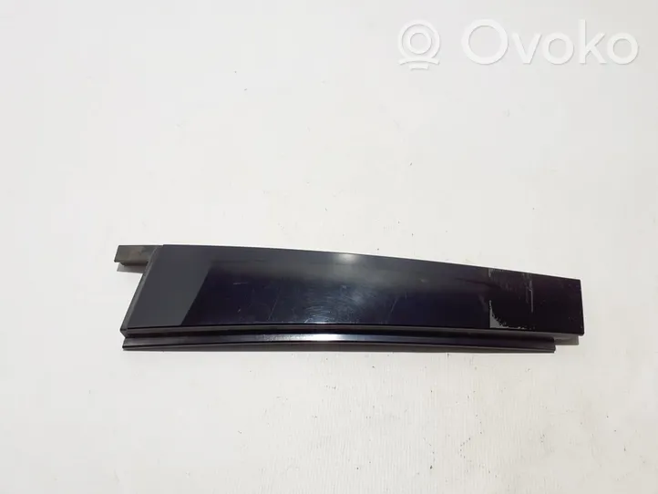 Volkswagen Touareg II Rivestimento portiera posteriore (modanatura) 7P6839902