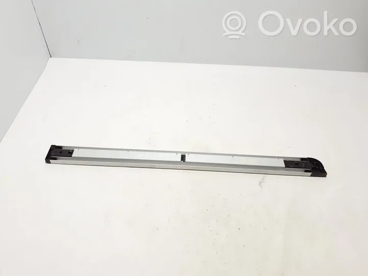 Volkswagen Touareg II Altro elemento di rivestimento bagagliaio/baule 7P0863555A