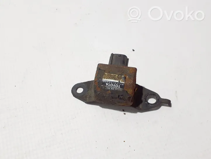 Toyota Land Cruiser (J120) Oro pagalvių smūgio daviklis 8917335060